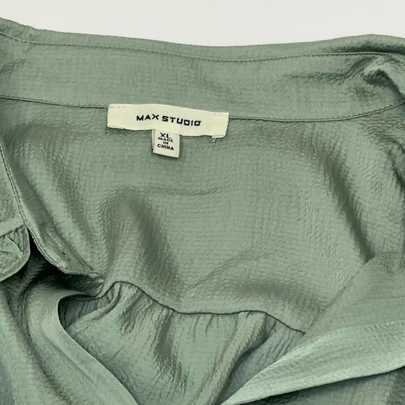 Max Studio Green Textured Button-Up Blouse with Ruffle Cuffs Size XL - Picture 5 of 9